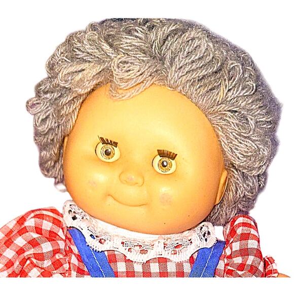 Rare 9" Vintage '85 Ocean Toys Cloth & Vinyl Doll With Yarn Hair Sleep Eyes EUC - Picture 3 of 5